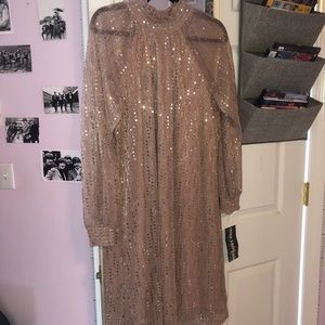 Nina Leonard - long sleeve dress!